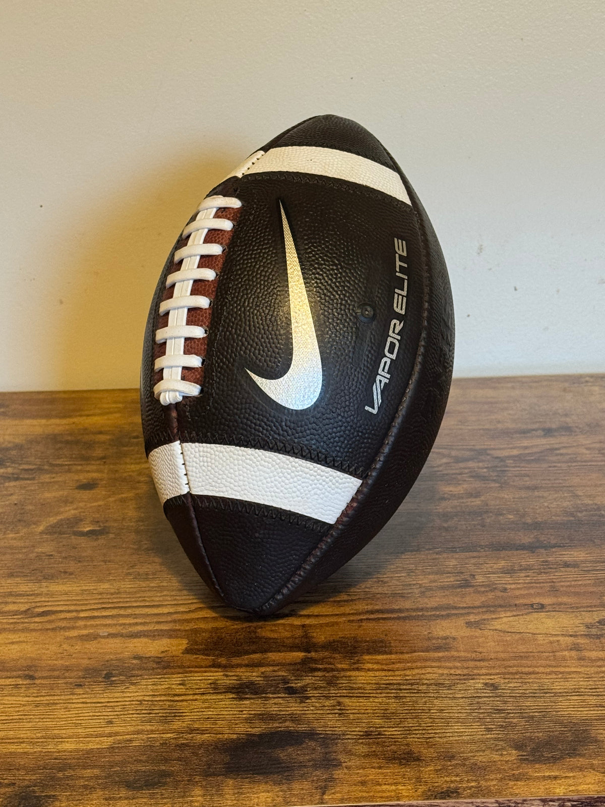Nike Vapor Elite Chrome Youth Football (Ages 12-14) Game Prepped/ Mudded/ Tacked